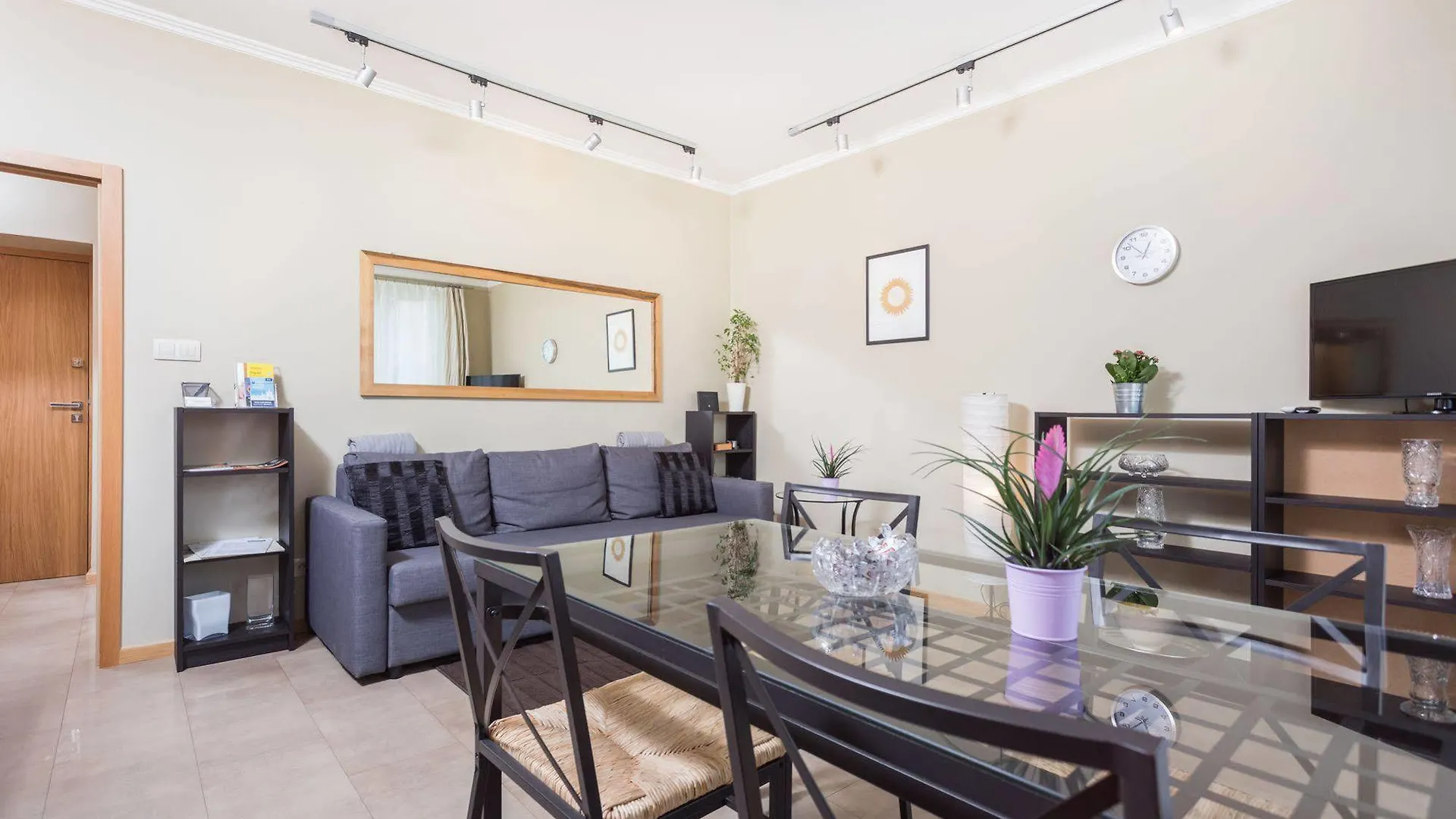 Inpoint Old Town Szeroka Apartments Krakow Poland