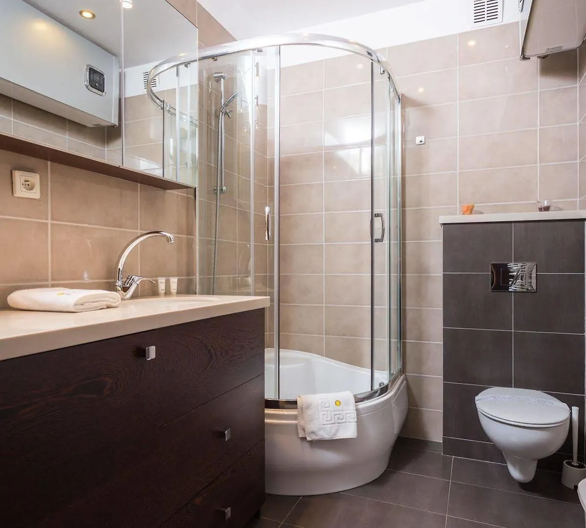Inpoint Old Town Szeroka Apartments Krakow 0*,